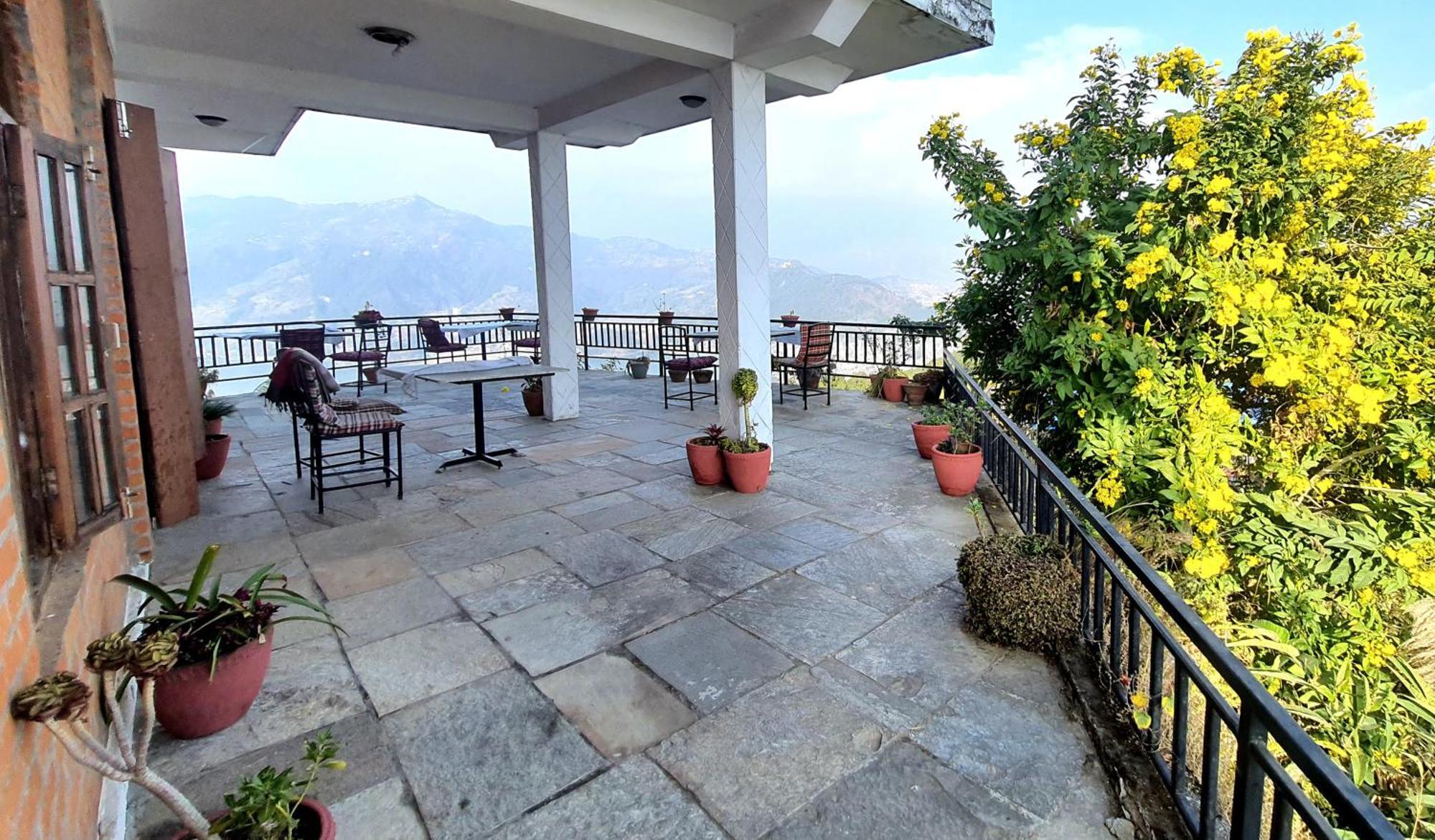 Hotel Peace Dragon alojamiento Pokhara Exterior foto